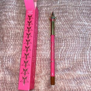 Jeffree Star Lip Liner Leo